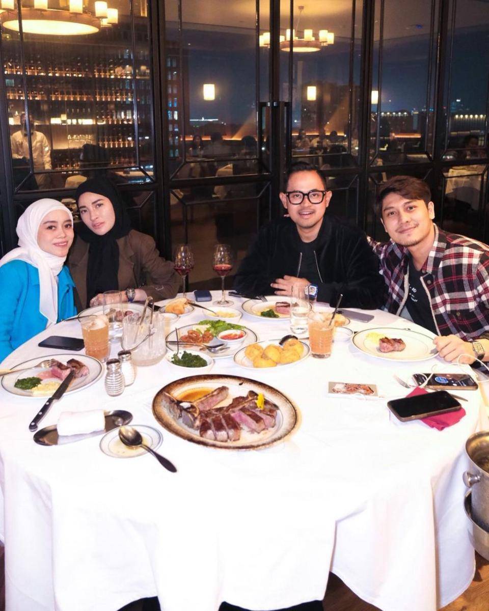 potret kebersamaan keluarga Lesti Kejora dan Shandy Purnamasari (instagram.com/juragan_99)