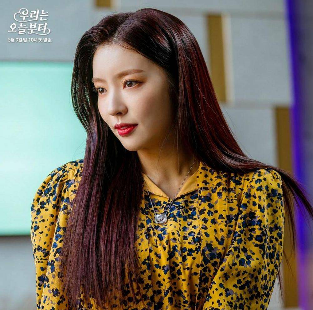 Hong Ji Yoon di drama Woori the Virgin (instagram.com/sbsdrama.official)