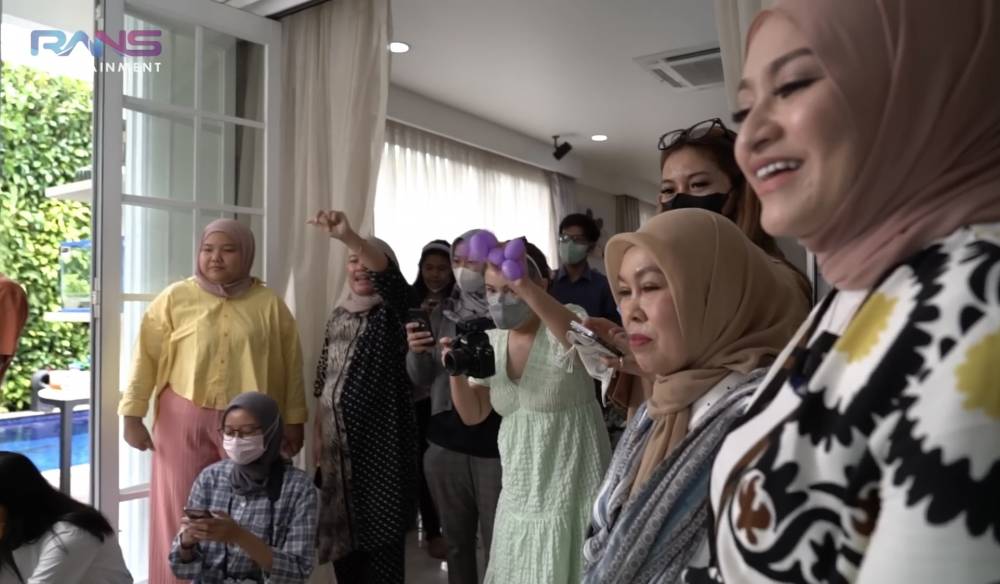 momen Rayyanza dan gengnya pemotretan (youtube.com/RANS Entertainment)