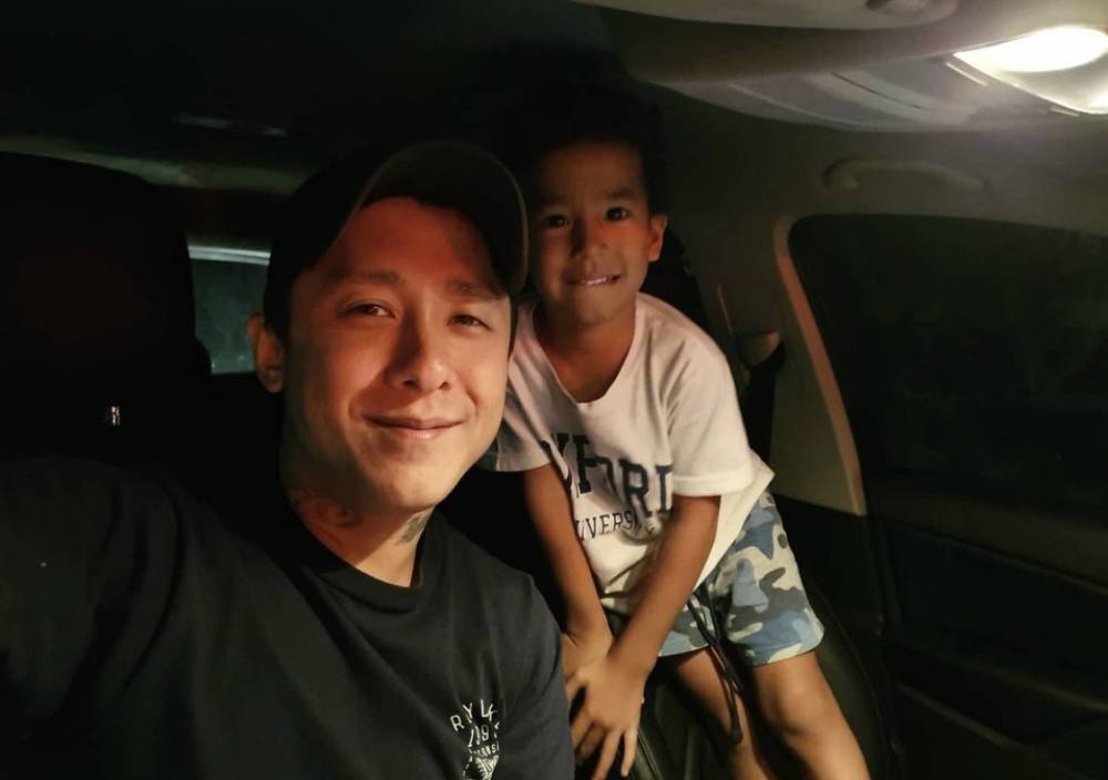potret Daniel Patrick dengan keluarganya kini (instagram.com/danielschuldtz)
