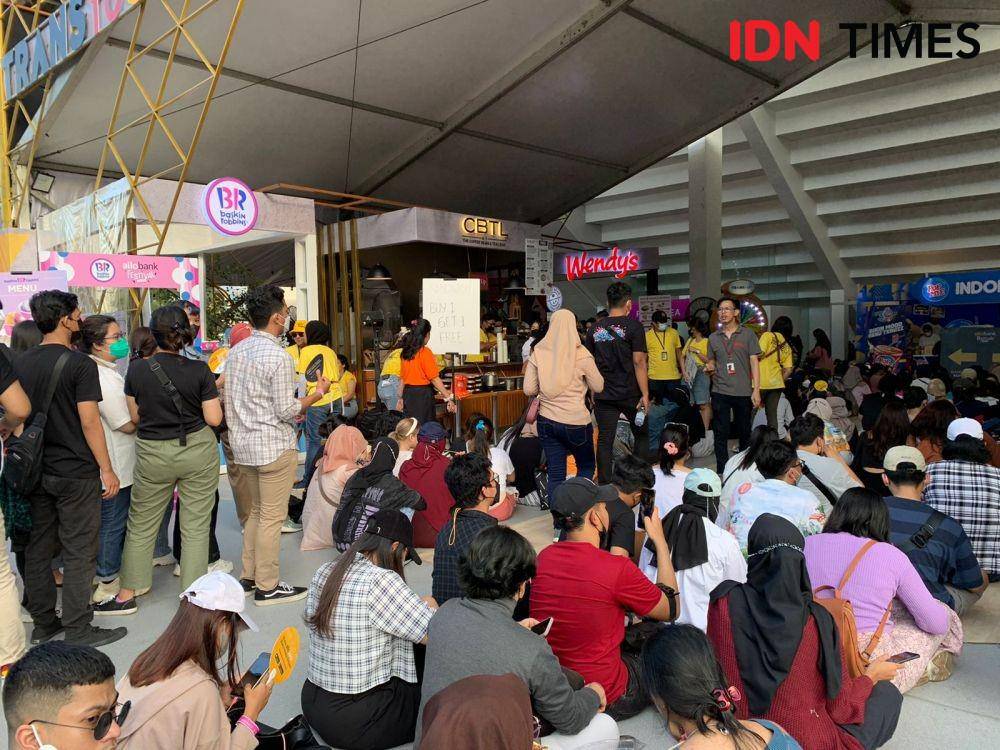 suasana penampilan Red Velvet di Jakarta (IDN Times/Rafifa Shabira)