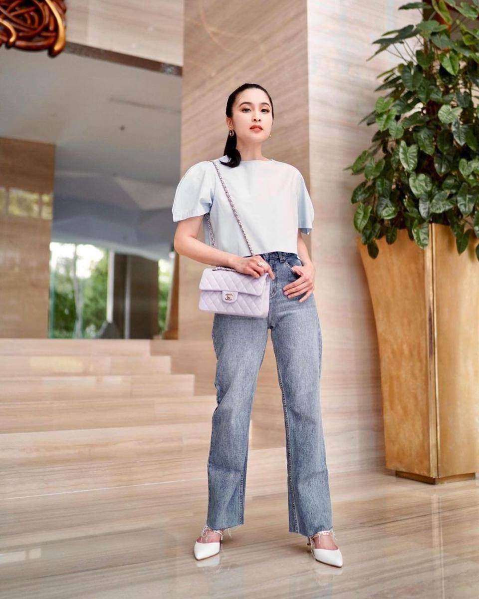 OOTD casual ala Sandra Dewi (instagram.com/sandradewi88)