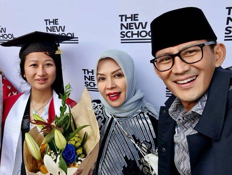 potret wisuda Amyra anak Sandiaga Uno (instagram.com/sandiuno)