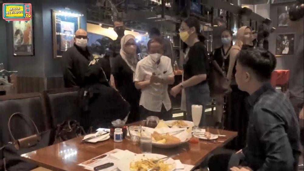 Maia ketemu mantan ibu mertua (youtube/Maia AlElDul TV)