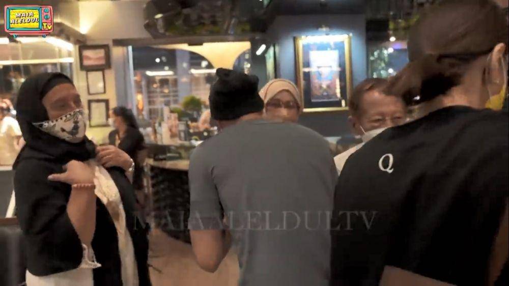 Maia ketemu mantan ibu mertua (youtube/Maia AlElDul TV)