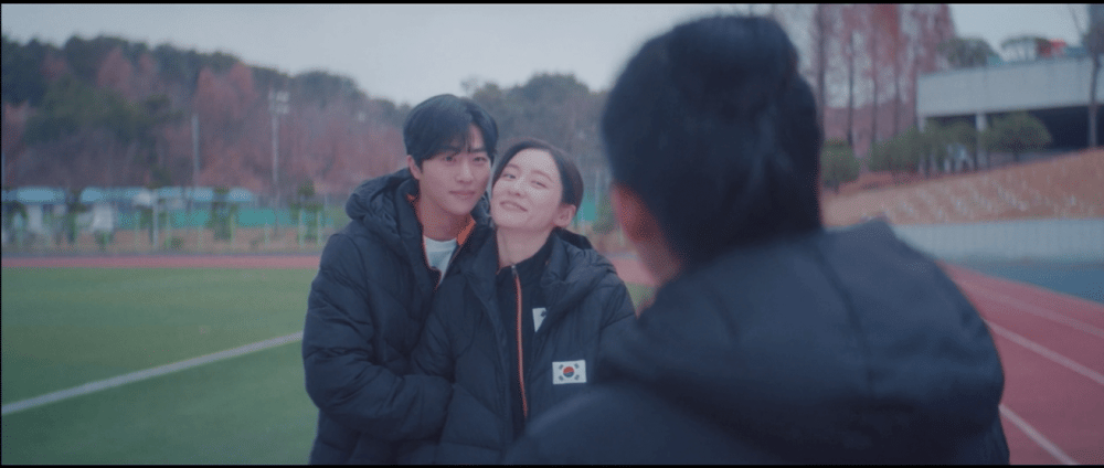 Kim Mu Jun dan Park Ji Hyun di drama Love All Play (Dok. Disney+ Hotstar/Love All Play)