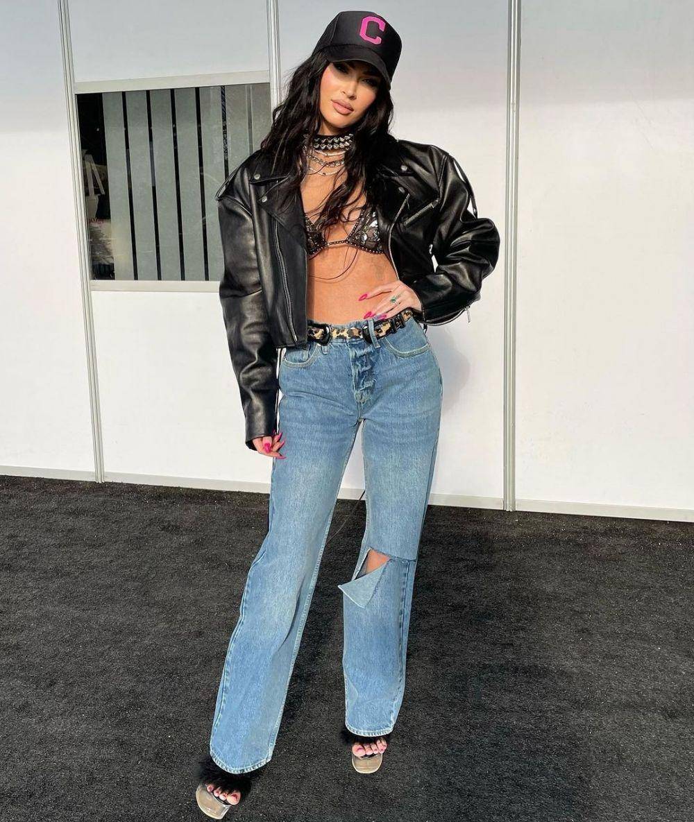 Megan Fox (instagram.com/meganfox)