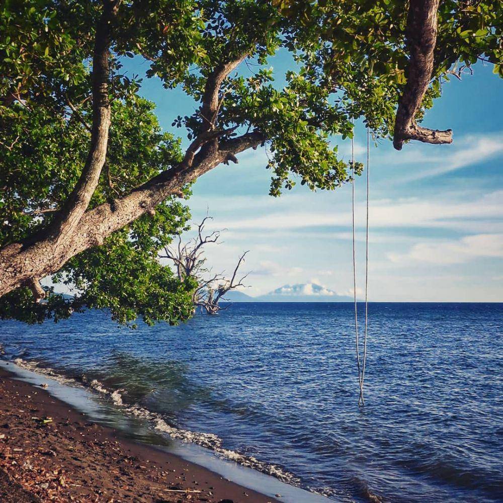 potret Pantai Kastela (instagram.com/hendrapoerwita)