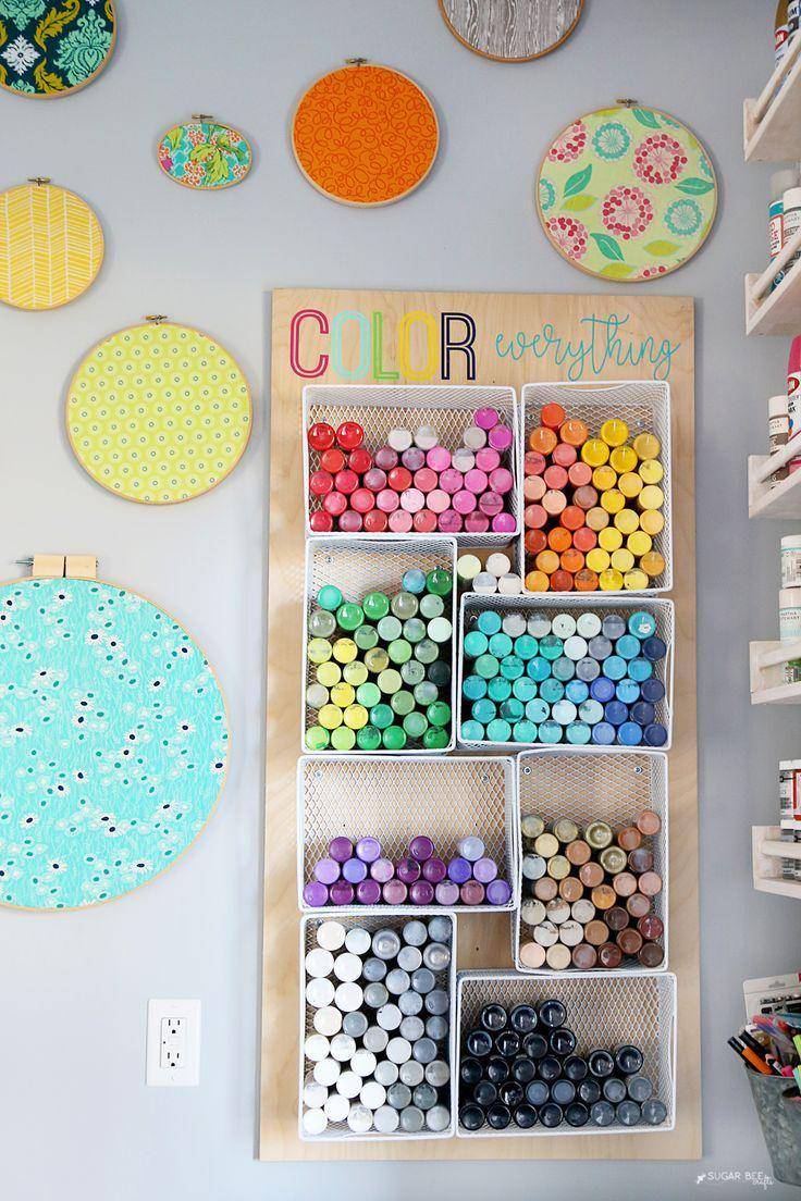 ilustrasi penyimpanan art supplies (cowlingandwilcox.com)