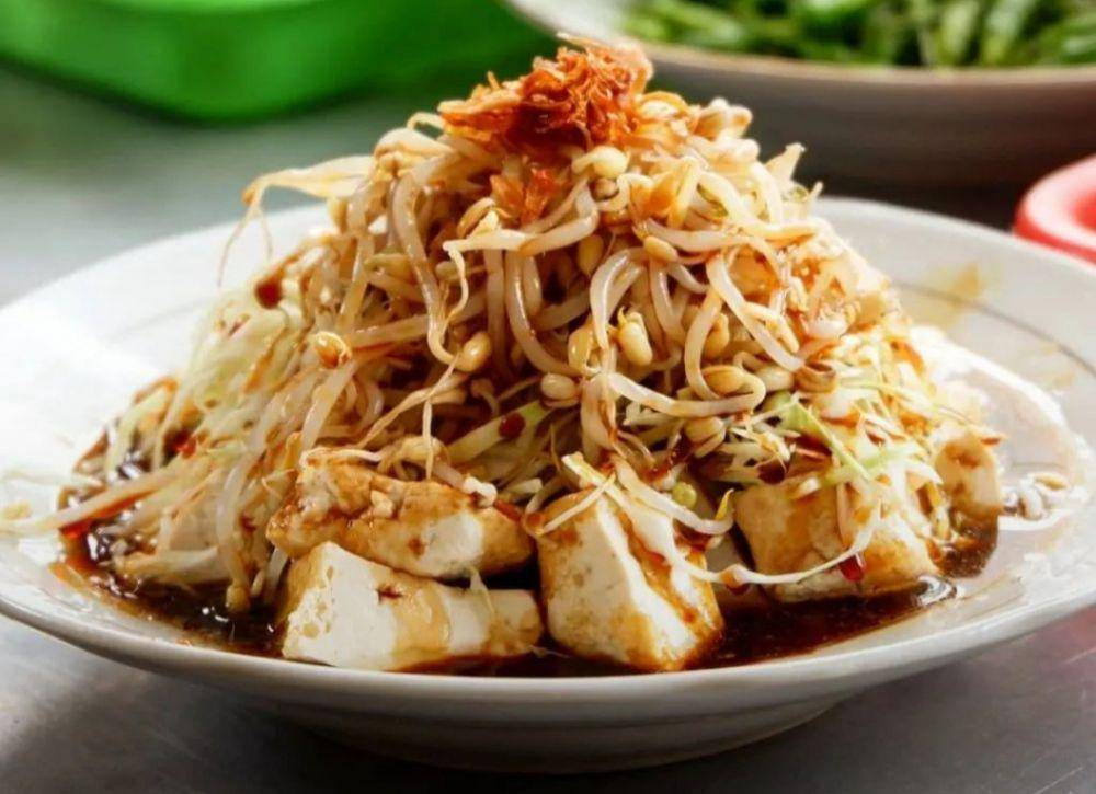 kupat tahu batoar (instagram.com/kupattahu.batoar)