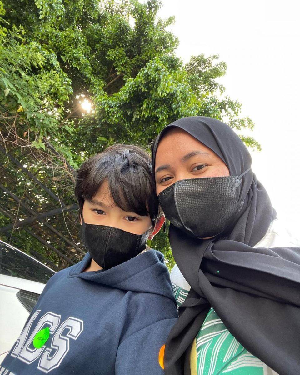 Shela Lala dan Rafathar (instagram.com/shela_lala96)