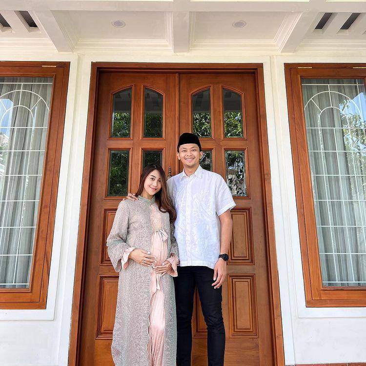 Winona Willy dengan baby bump (instagram.com/nonawilly16)