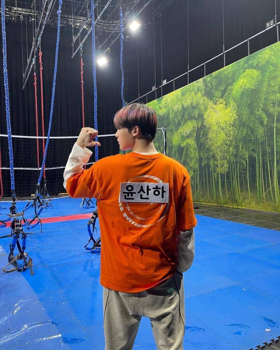 Sanha ASTRO (instagram.com/ddana_yoon)
