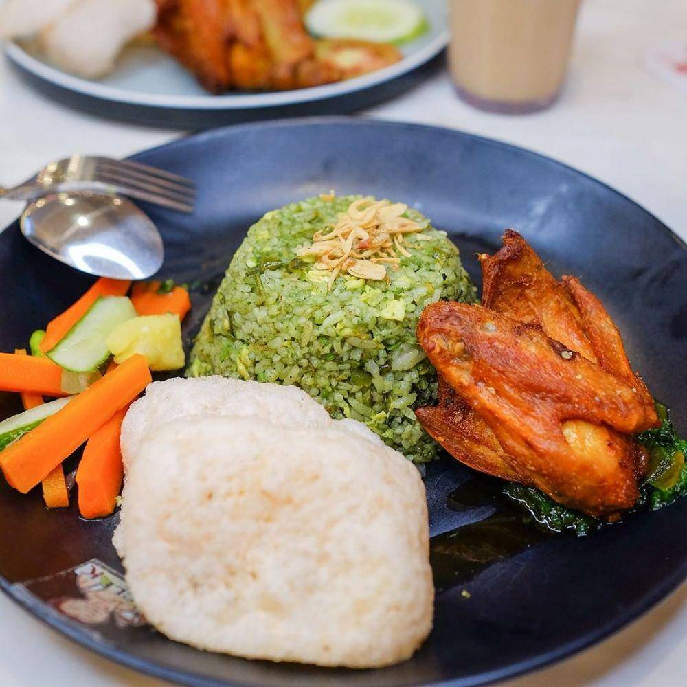 nasi goreng hijau (instagram.com/unclekgroup)