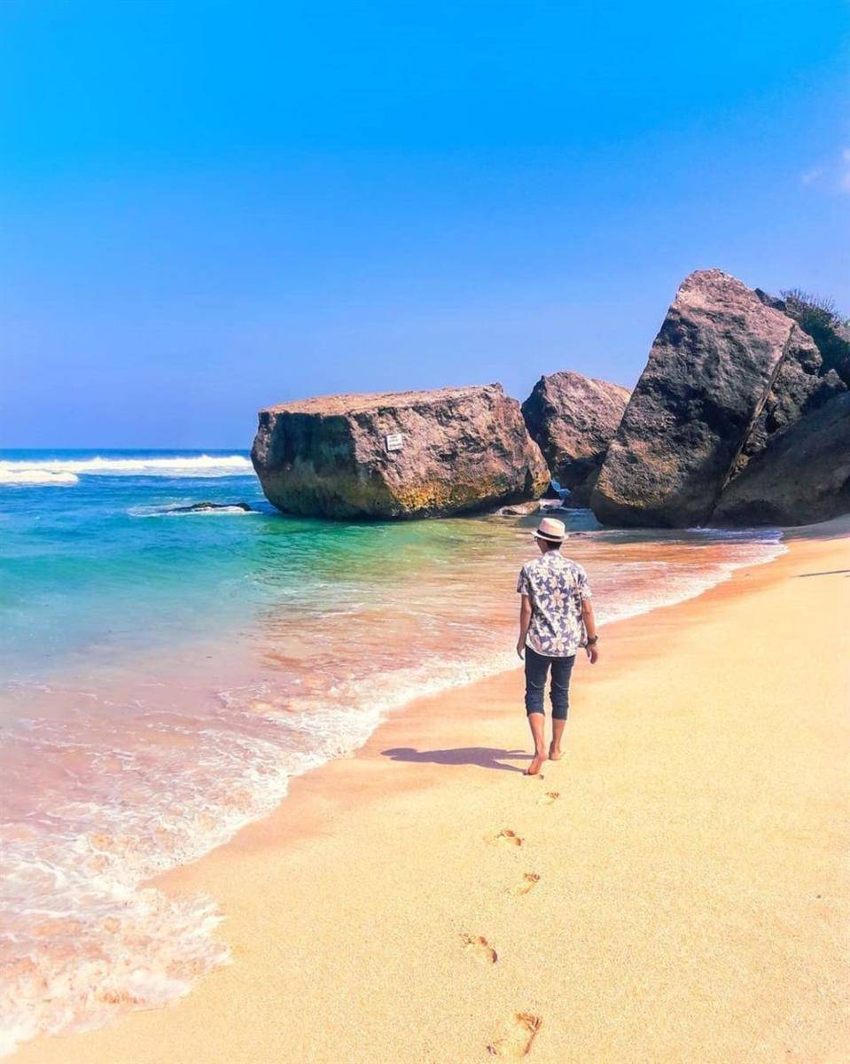 potret Pantai Indrayanti (instagram.com/Ngetripseru)
