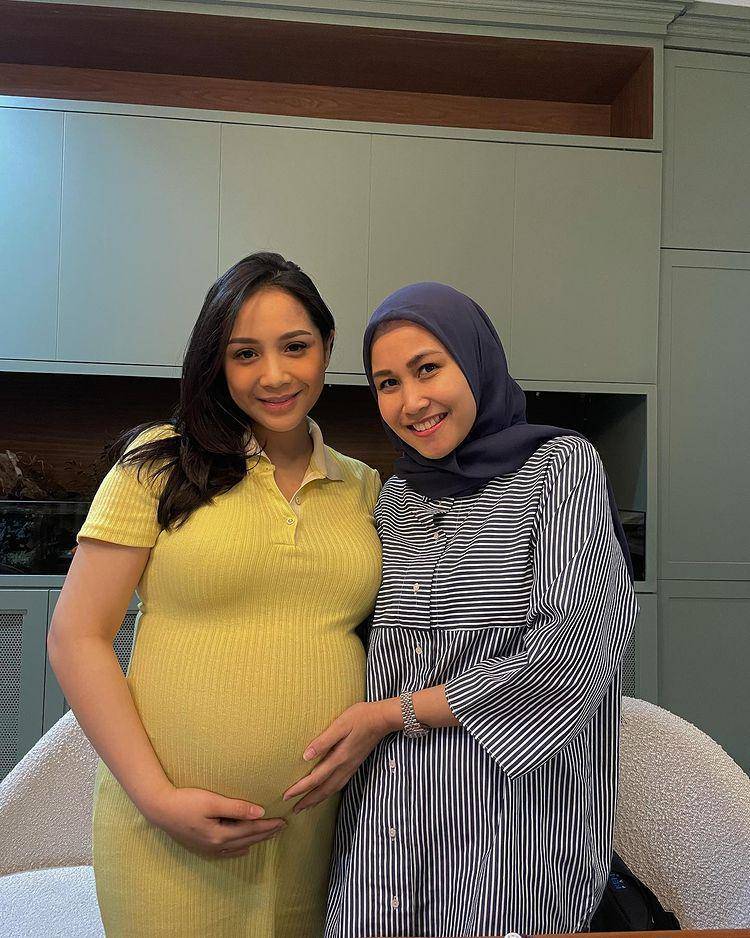 Nagita Slavina dan Mimi Bayuh (Instagram.com/mimibayuh)