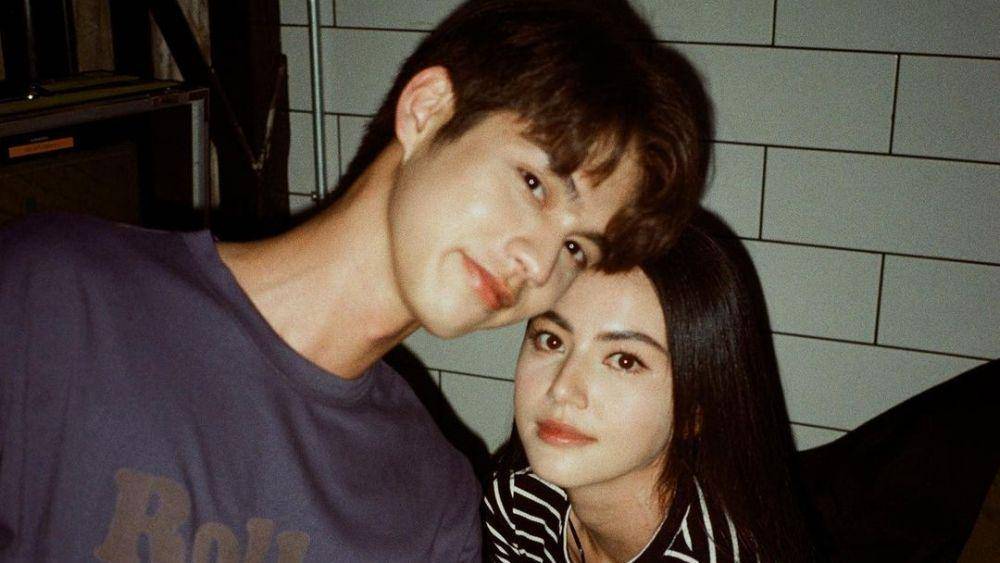 Bright Vachirawit dan Mai Davika Hoorne (instagram.com/bbrightvc)