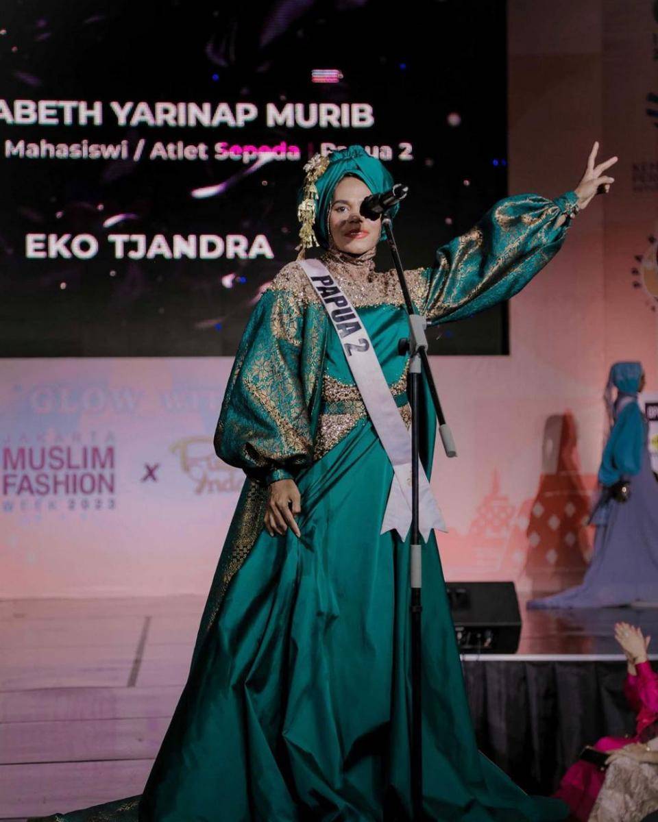 Potret Finalis Puteri Indonesia 2022 di Jakarta Muslim Fashion Week 2023 (Instagram.com/officialputeriindonesia)