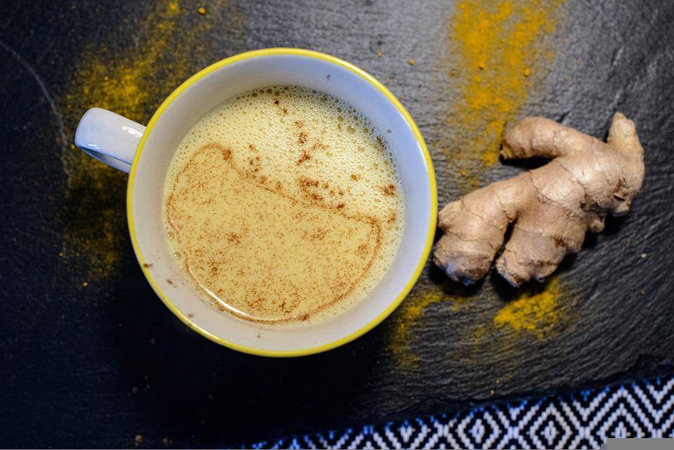 ilustrasi susu kunyit (pixabay.com/Anke Sundermeier)