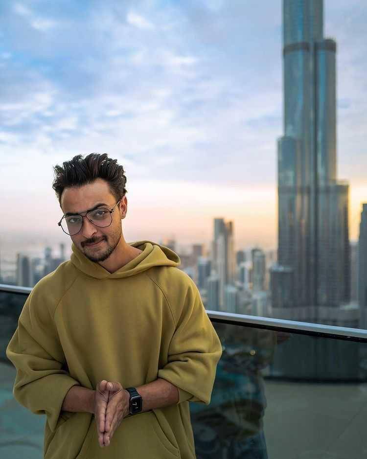 Aayush Sharma (instagram.com/aaysharma)