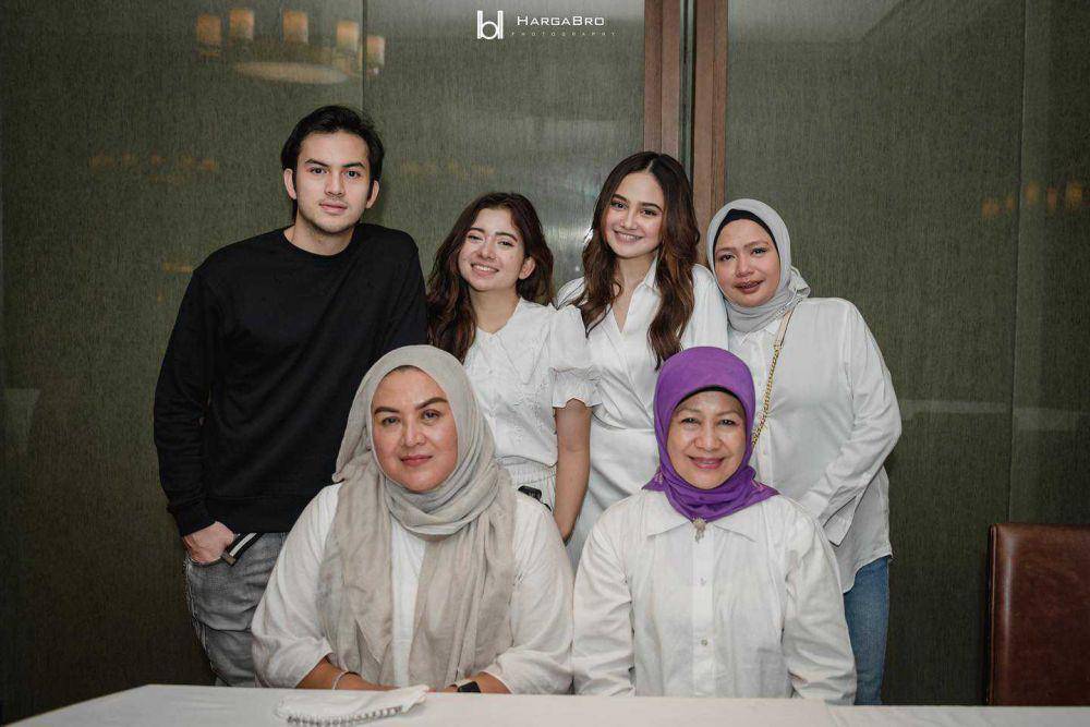 potret keluarga Syifa & Rizky (instagram.com/syifahadjureal)