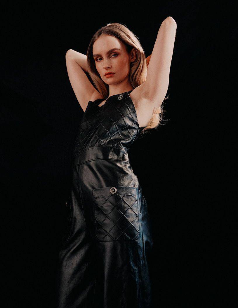 Olivia DeJonge (Schön! Magazine/Jonathan Schoonover)