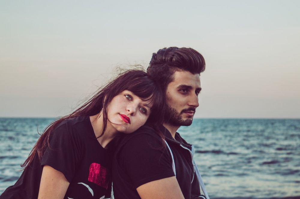 Jangan Asal Jatuh Cinta! 5 Kriteria yang Mesti Kamu Pertimbangkan