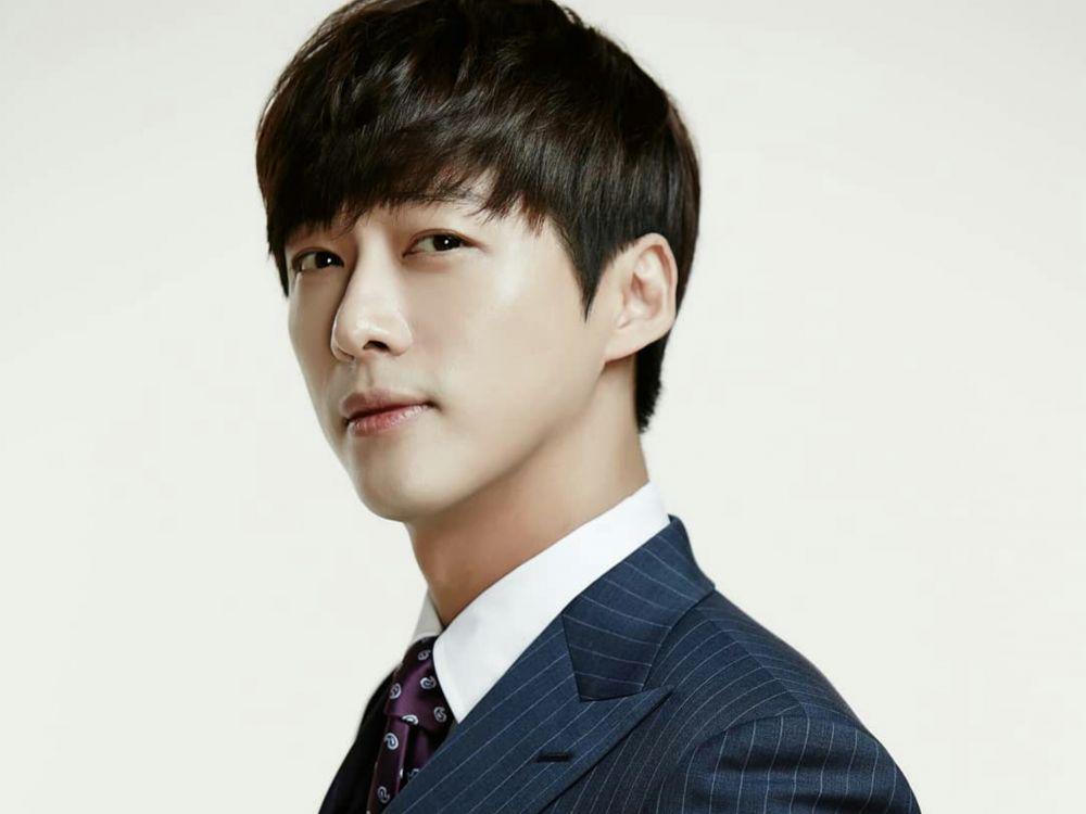 17 Prestasi Aktor Korea Nam Goong Min yang Bikin Kagum