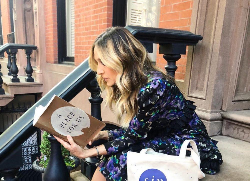 7 Buku Fiksi dan Nonfiksi Rekomendasi Sarah Jessica Parker