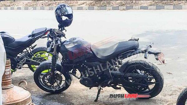Royal Enfield Hunter 350 (Rushlane)