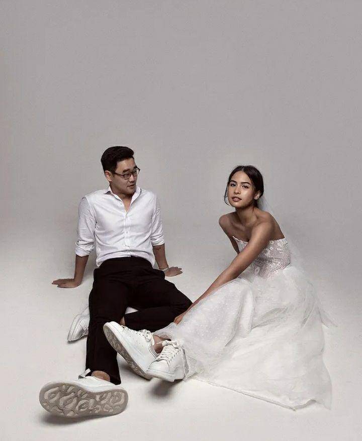 Potret Maudy Ayunda dan pasangan. Instagram.com/maudyayunda