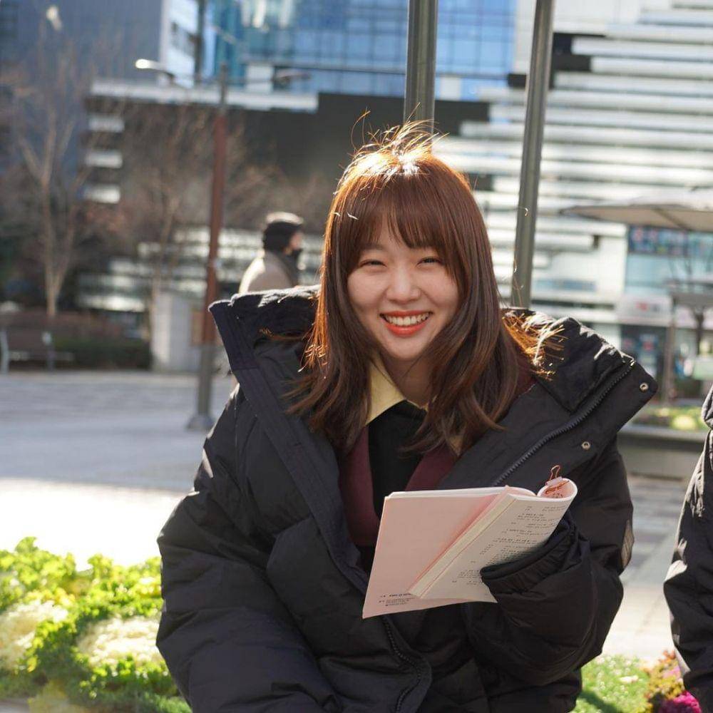 Jin Ki Joo (instagram.com/jinkijoo)