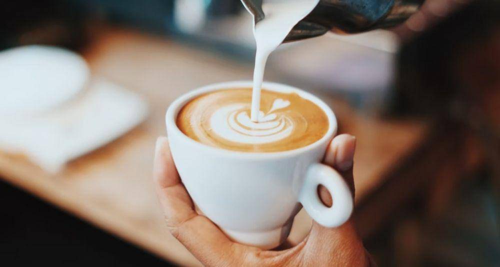 ilustrasi kopi (unsplash.com/Fahmi Fakhrudin)