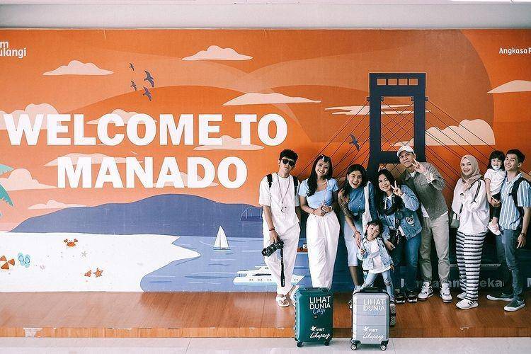 potret liburan Awkarin dan Lala (instagram.com/awkarin)