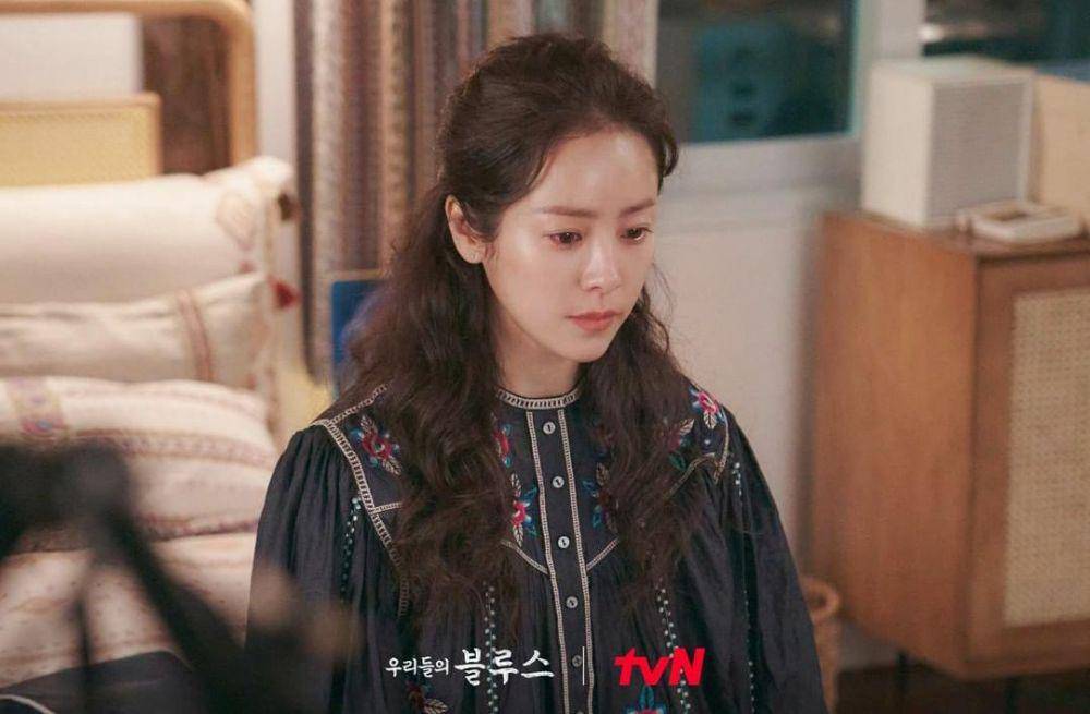 Han Ji Min di drama Our Blues (instagram.com/tvn_drama)