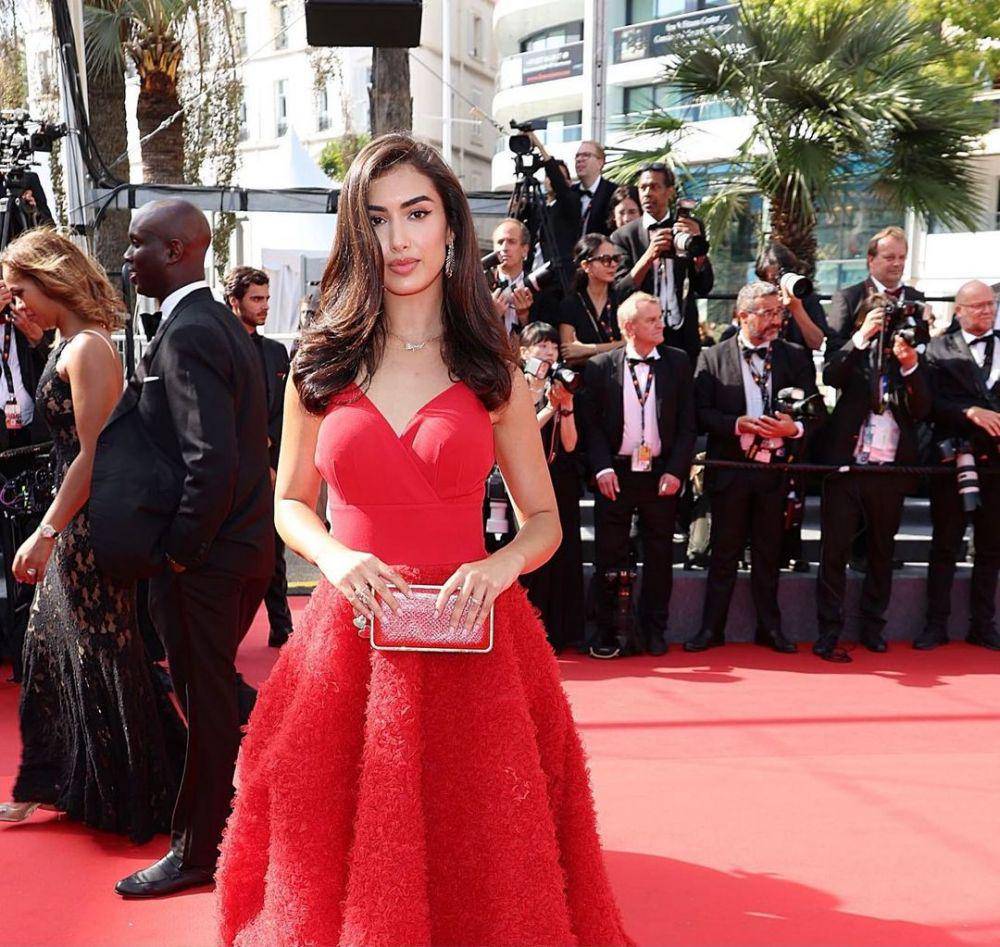 Sarah Loinaz (Instagram.com/missuniversespainorg)