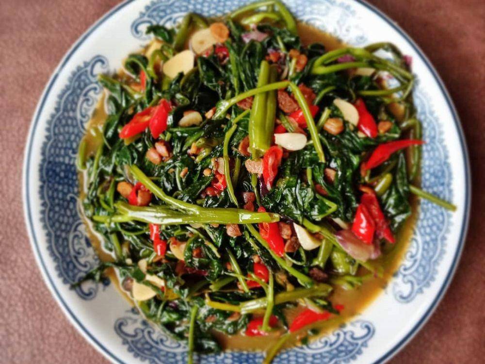 Kangkung bumbu tauco (instagram.com/dapur.masbrewok)