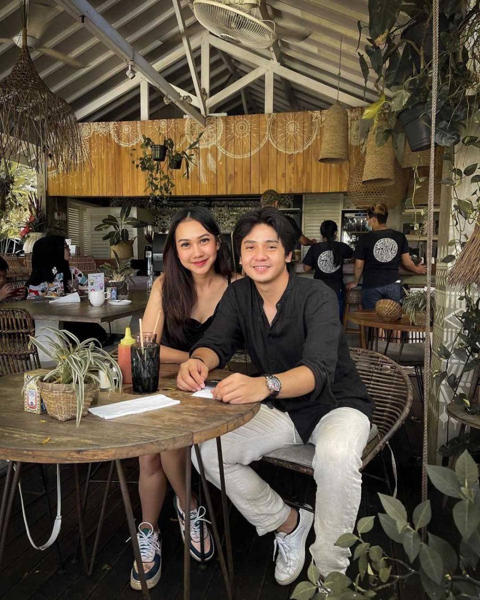 Arbani Yasiz dan kekasih (instagram.com/arbaniyasiz)