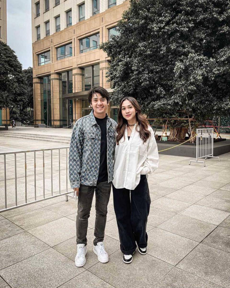 Arbani Yasiz dan kekasih (instagram.com/arbaniyasiz)