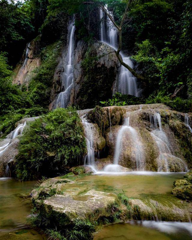 gambar pemandangan di air terjun Sri Gethuk (instagram.com/meinnameistmia)