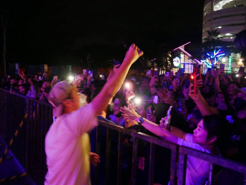 Konser musik di Pantai BSB Balikpapan (istimewa)