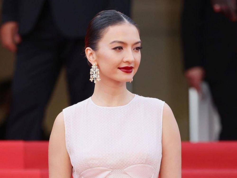 potret Raline Shah saat memakai dress di berbagai kesempatan (instagram.com/ralineshah)