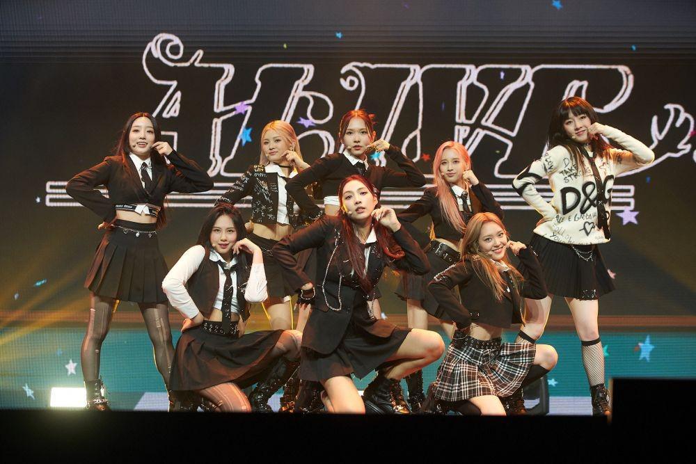 9 Potret Energik LIGHTSUM di Showcase Comeback Album Into The Light