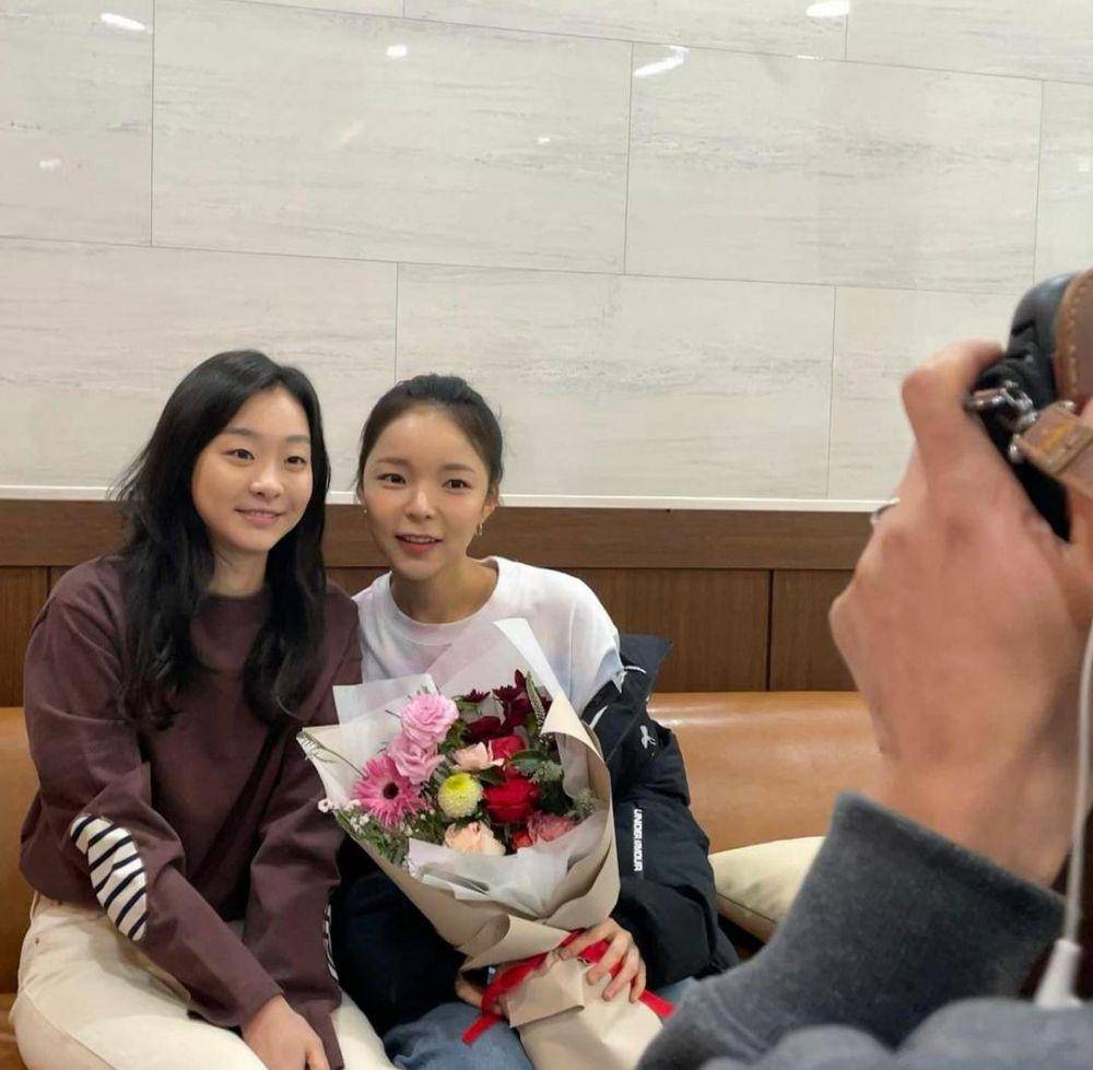 Kim Da Mi dan Park Jin Joo di drama Our Beloved Summer (instagram.com/jinjoo1224)