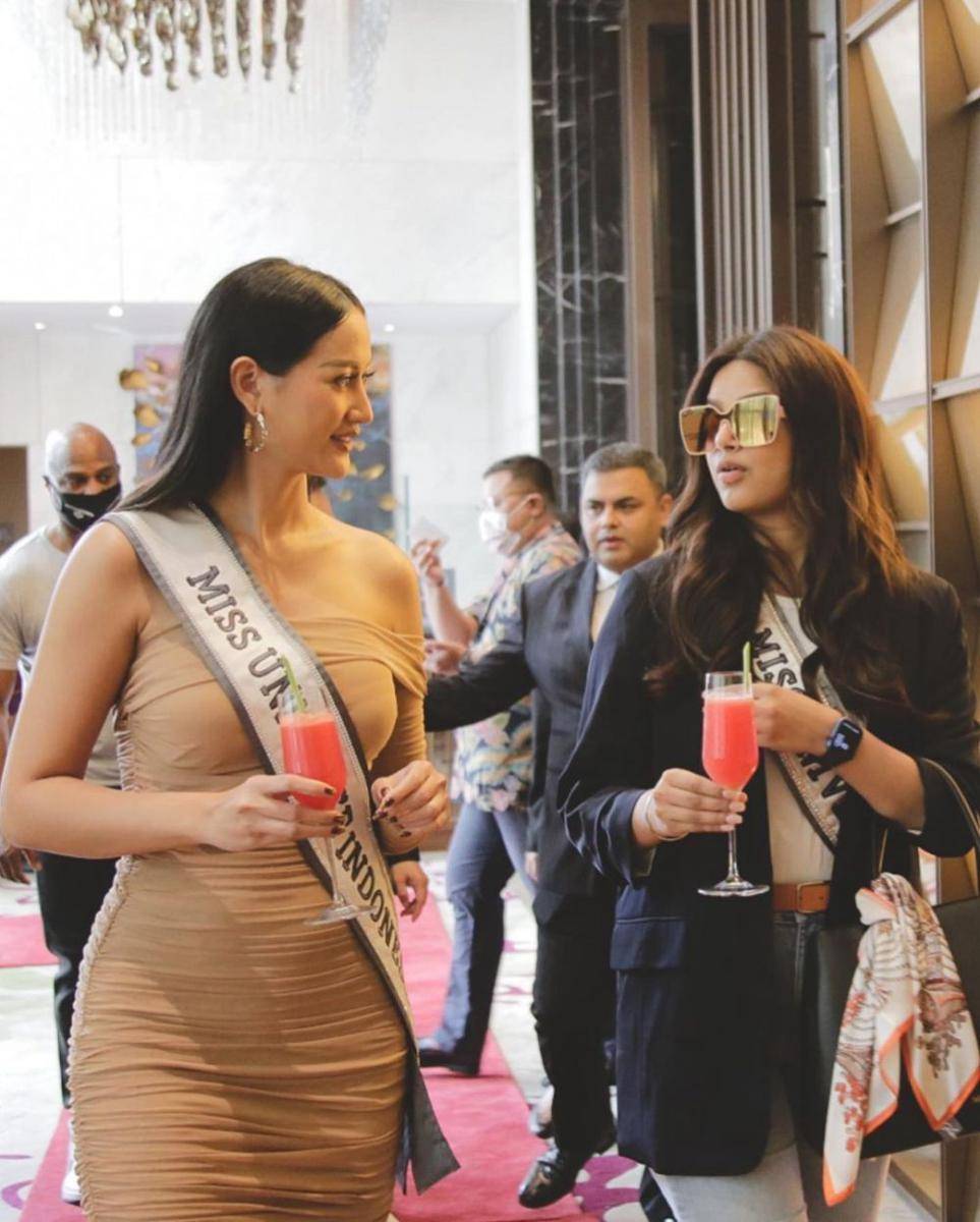 Harnaaz Sandhu, Miss Universe 2022 tiba di Indonesia (instagram.com/officialputeriindonesia)