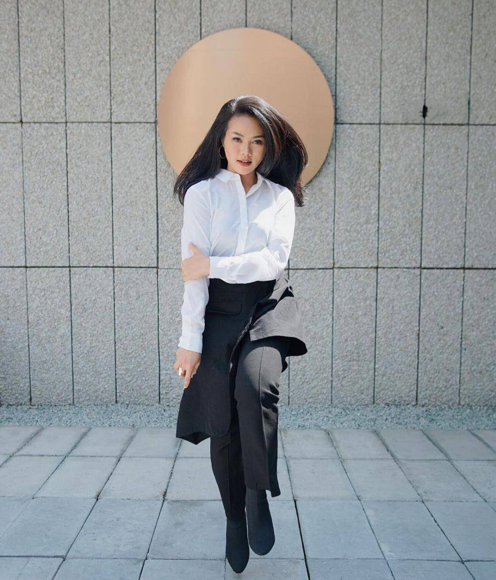 OOTD casual ala Yura Yunita (instagram.com/yurayunita)