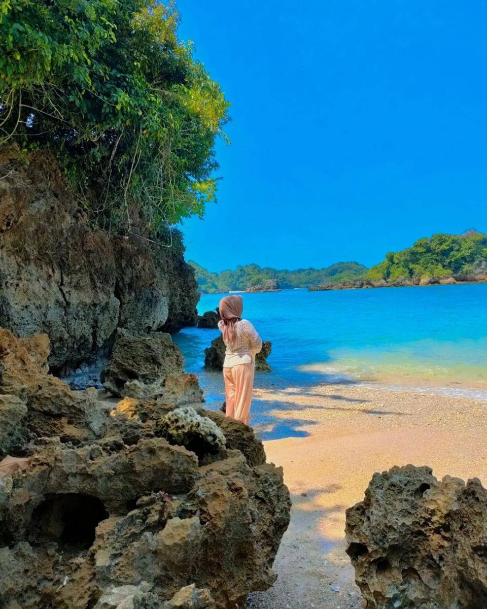 Pantai Banyu Meneng (instagram.com/ diindaalf)