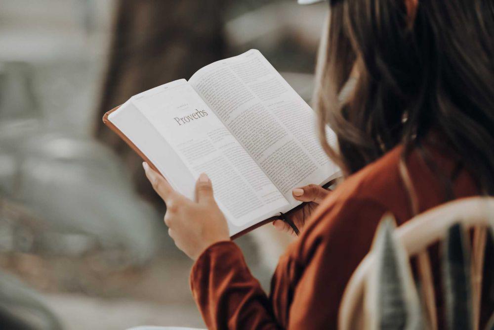 5 Tips mulai Membaca Novel Bahasa Inggris, Jangan Takut!