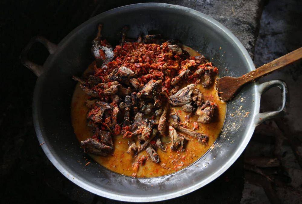 Ayam Pedas Ratinem, Kuliner Legendaris Khas Banyuwangi. IDN Times/istimewa