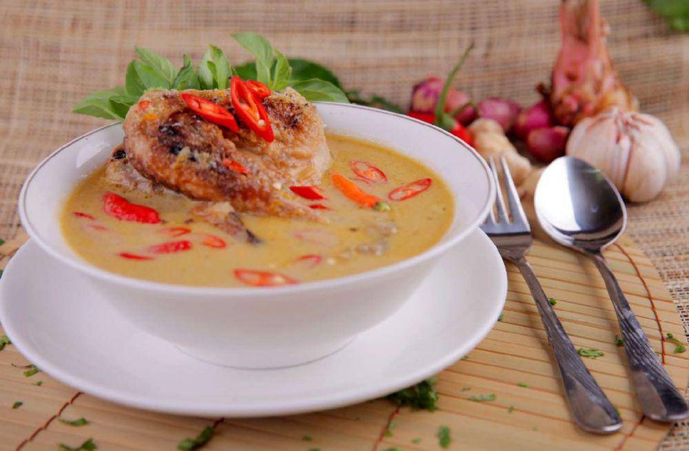 Ayam Pedas Ratinem, Kuliner Legendaris Khas Banyuwangi. IDN Times/istimewa